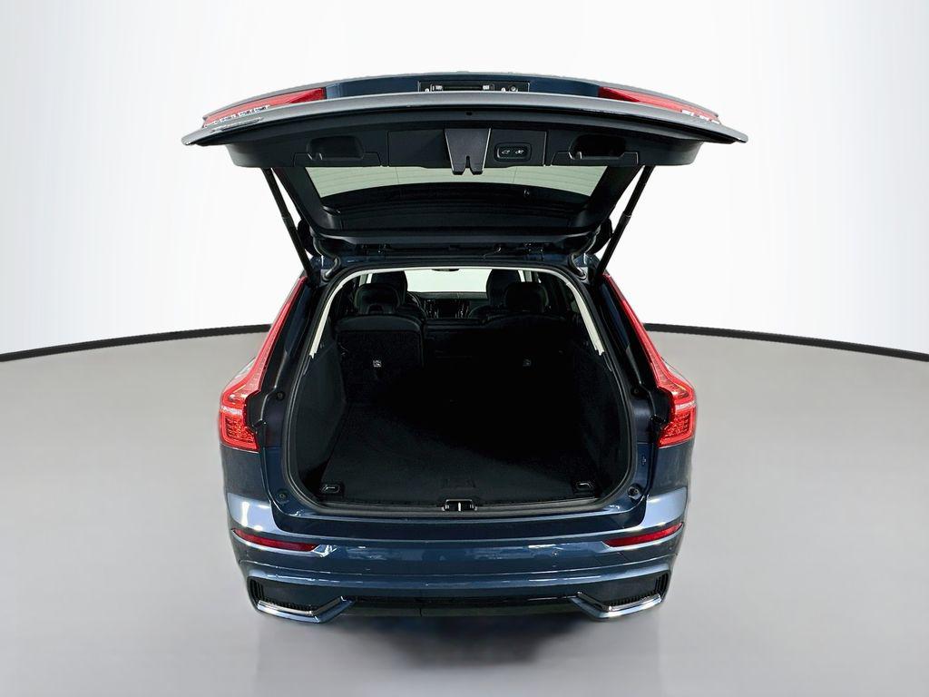 2024 Volvo XC60 B5 CORE DARK THEME 缩略图 30