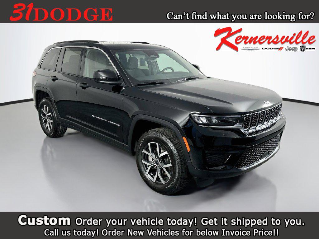 New 2027 Jeep Grand Cherokee Laredo