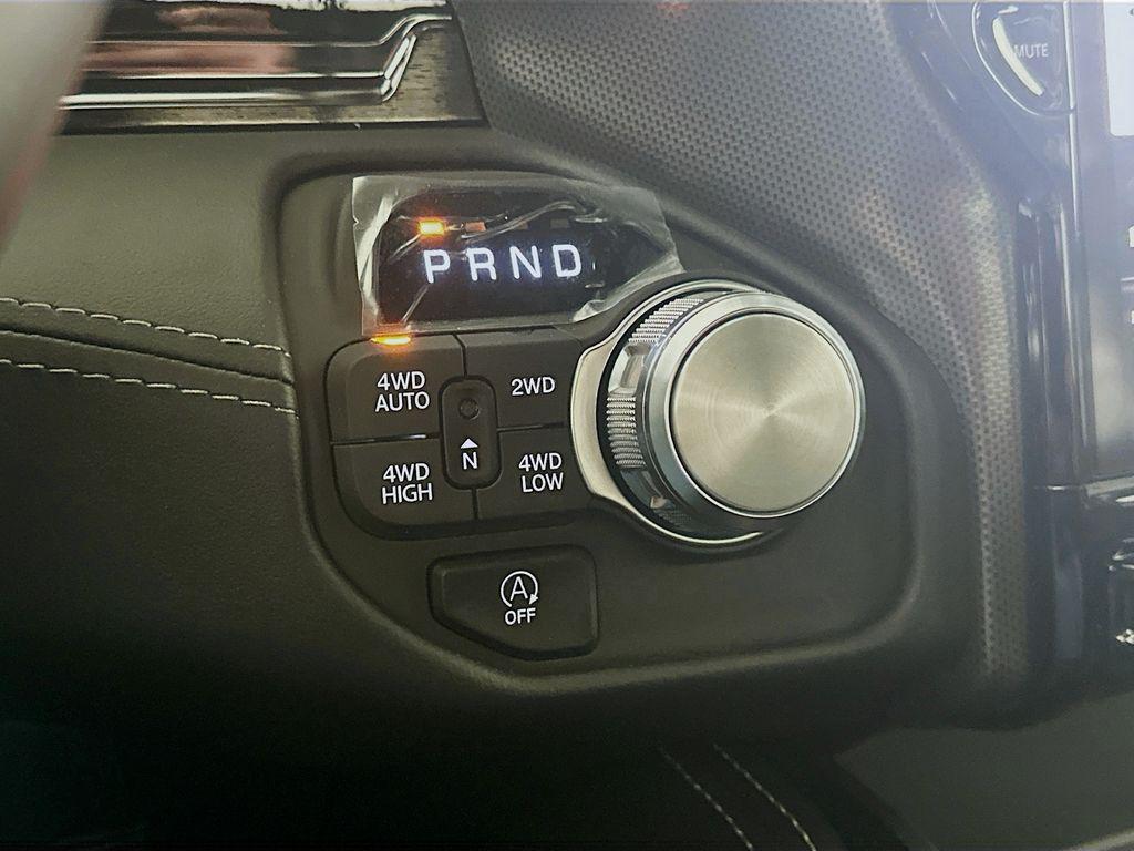 2026 RAM 1500 LIMITED 缩略图 12