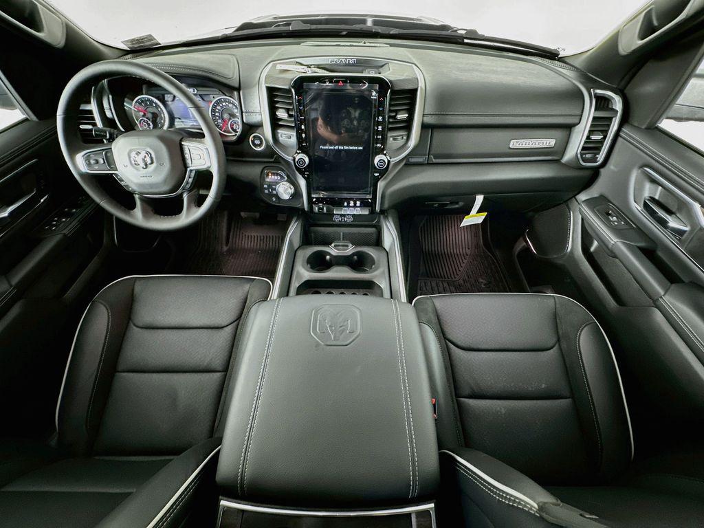 صورة 9 لـ 2026 RAM 1500 LARAMIE