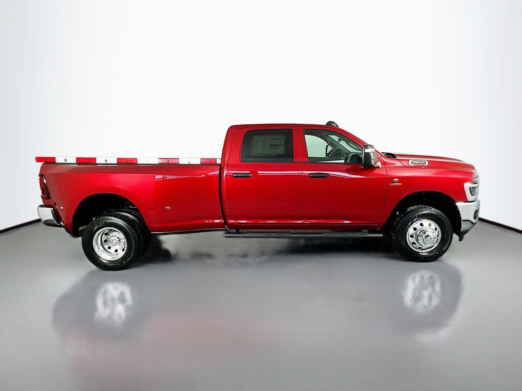 2026 RAM 3500 TRADESMAN CREW CAB 4X4 8' BOX — фото 8