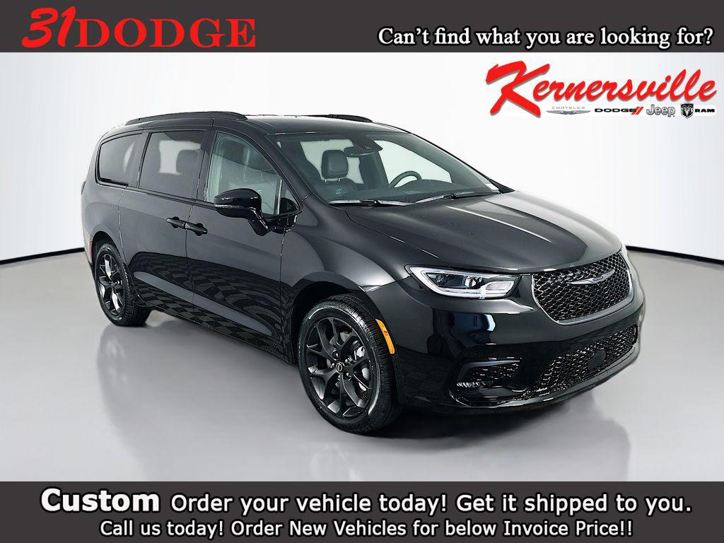 New 2026 Chrysler Pacifica L