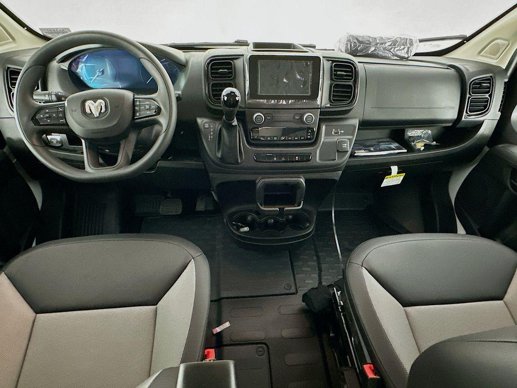 2026 RAM PROMASTER 2500 TRADESMAN — фото 9