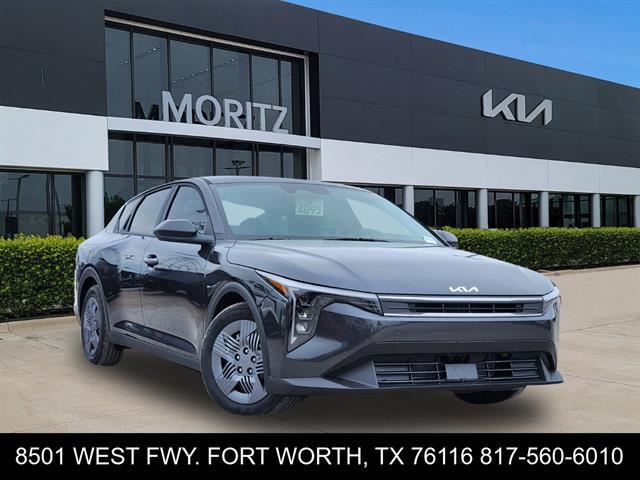 New 2026 Kia K4 LX