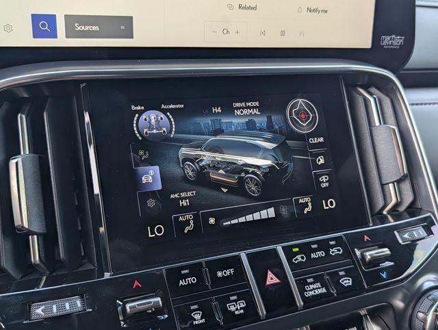 صورة 24 لـ 2025 Lexus LX 700H LUXURY