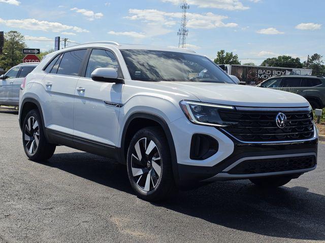 New 2026 Volkswagen Atlas Cross Sport 2.0T SE w/Technology