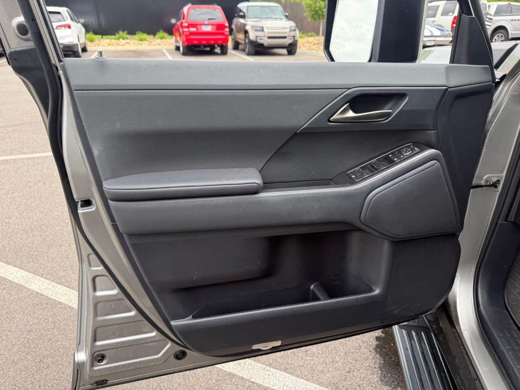 صورة مصغرة 17 لـ 2024 Lexus GX 550 PREMIUM