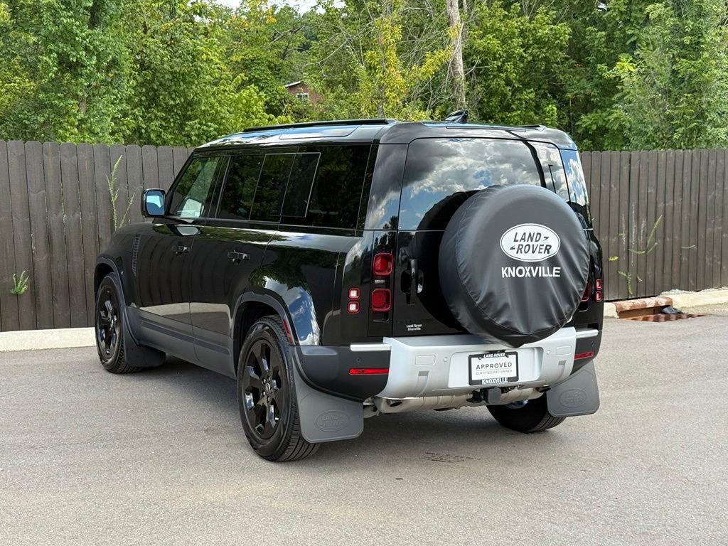 صورة 3 لـ 2025 LAND Rover DEFENDER 110 P400 S