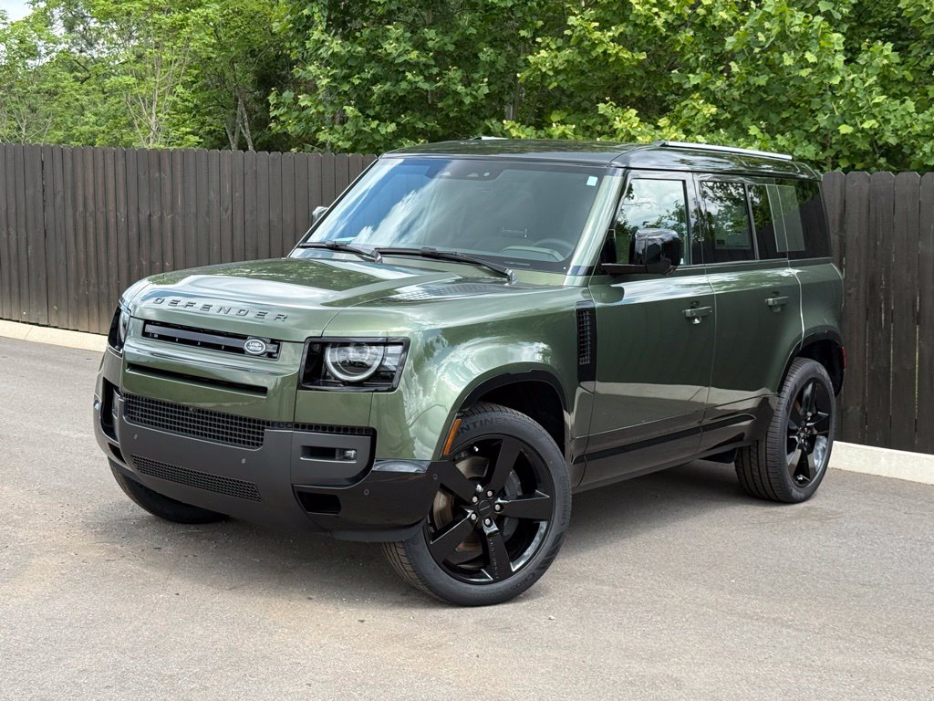 New 2026 Land Rover Defender X-Dynamic SE
