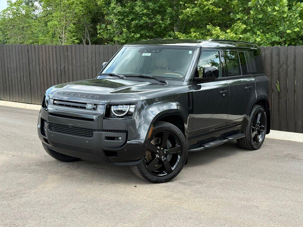 New 2026 Land Rover Defender P400 X-Dynamic SE
