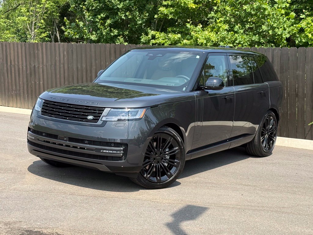New 2026 Land Rover Range Rover SE
