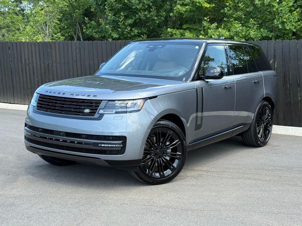 New 2026 Land Rover Range Rover P400 SE