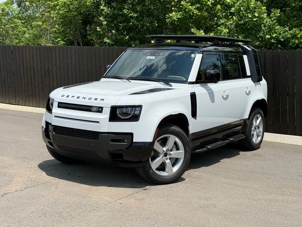 New 2026 Land Rover Defender P400 X-Dynamic SE
