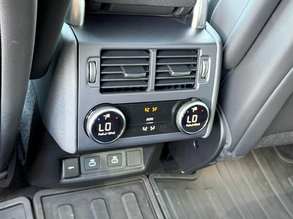 2025 LAND Rover DISCOVERY P360 DYNAMIC SE thumbnail 38