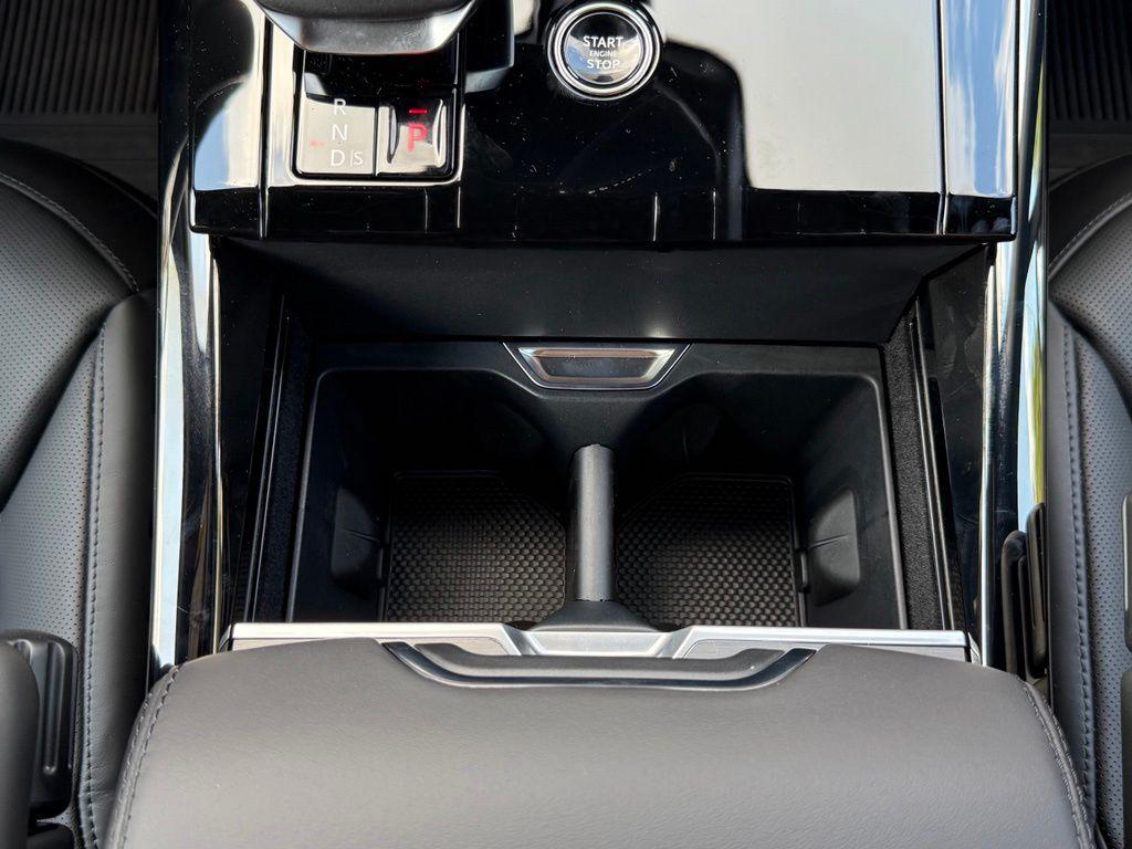 صورة مصغرة 20 لـ 2026 LAND Rover RANGE ROVER SPORT SE