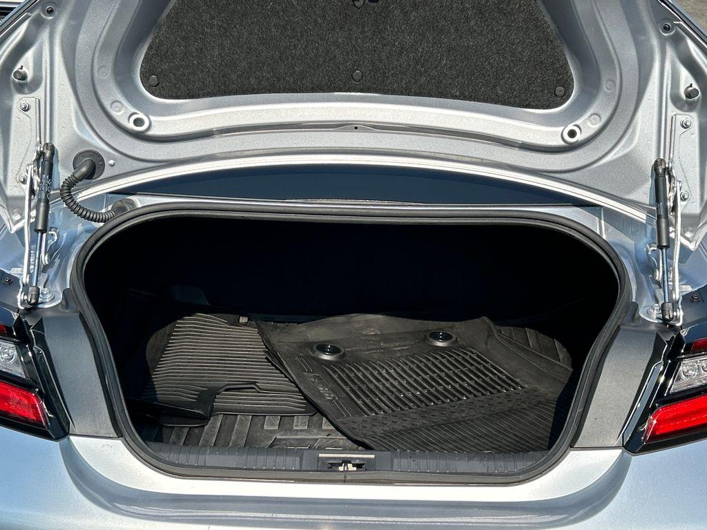 صورة 6 لـ 2025 Toyota GR86 PREMIUM