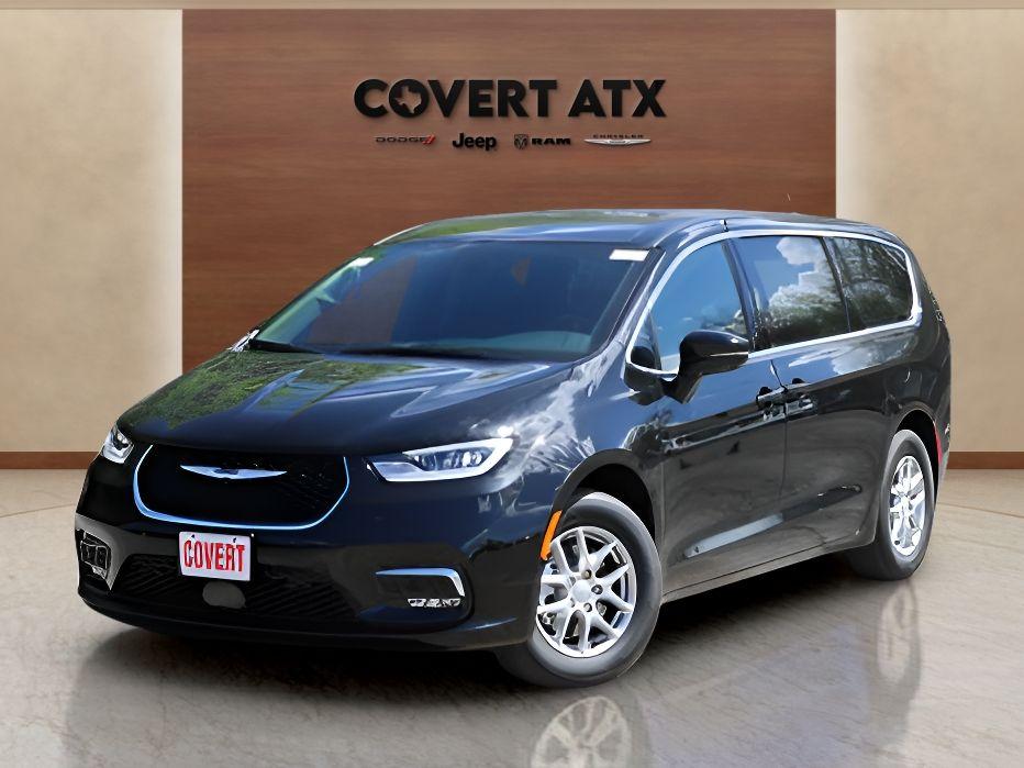 New 2026 Chrysler Pacifica Select