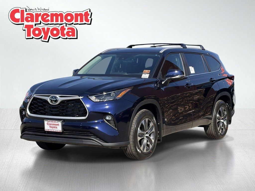 New 2026 Toyota Highlander XLE