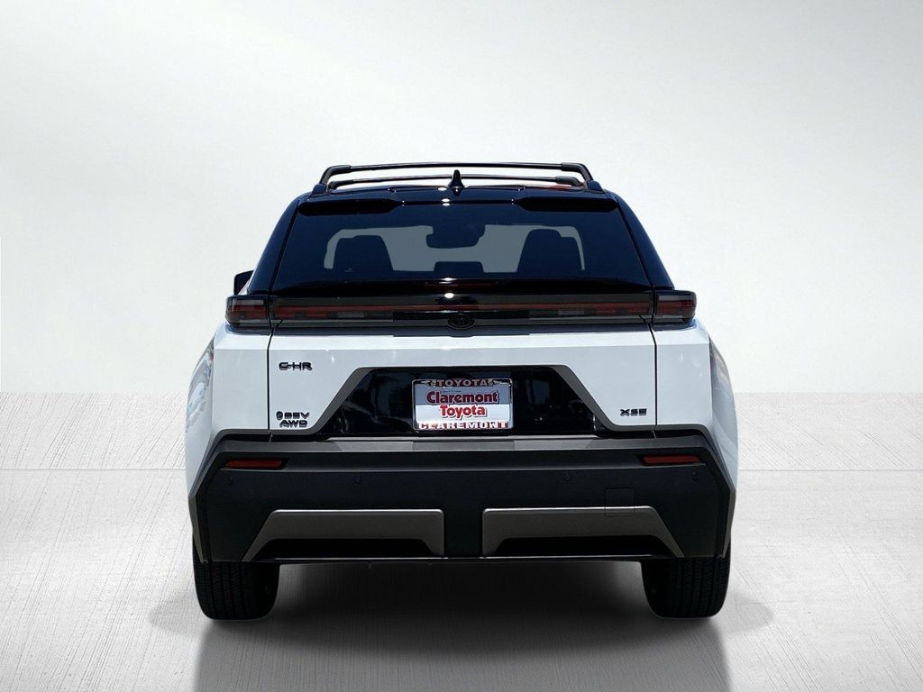 صورة 4 لـ 2026 Toyota C-HR XSE