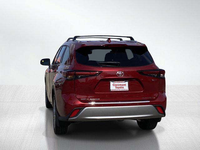 TOYOTA HIGHLANDER - 4