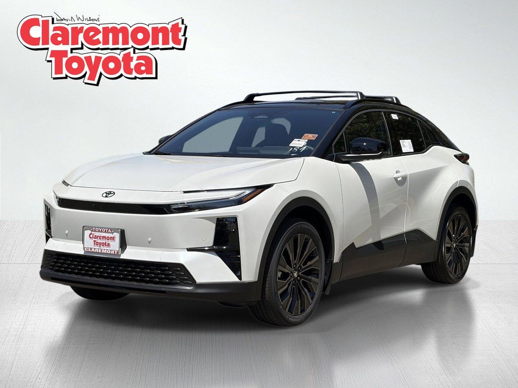 New 2026 Toyota C-HR XSE