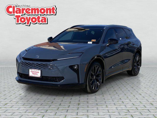 New 2025 Toyota Crown Signia Limited
