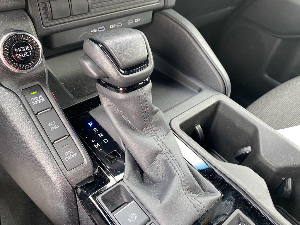 TOYOTA LAND CRUISER - 10