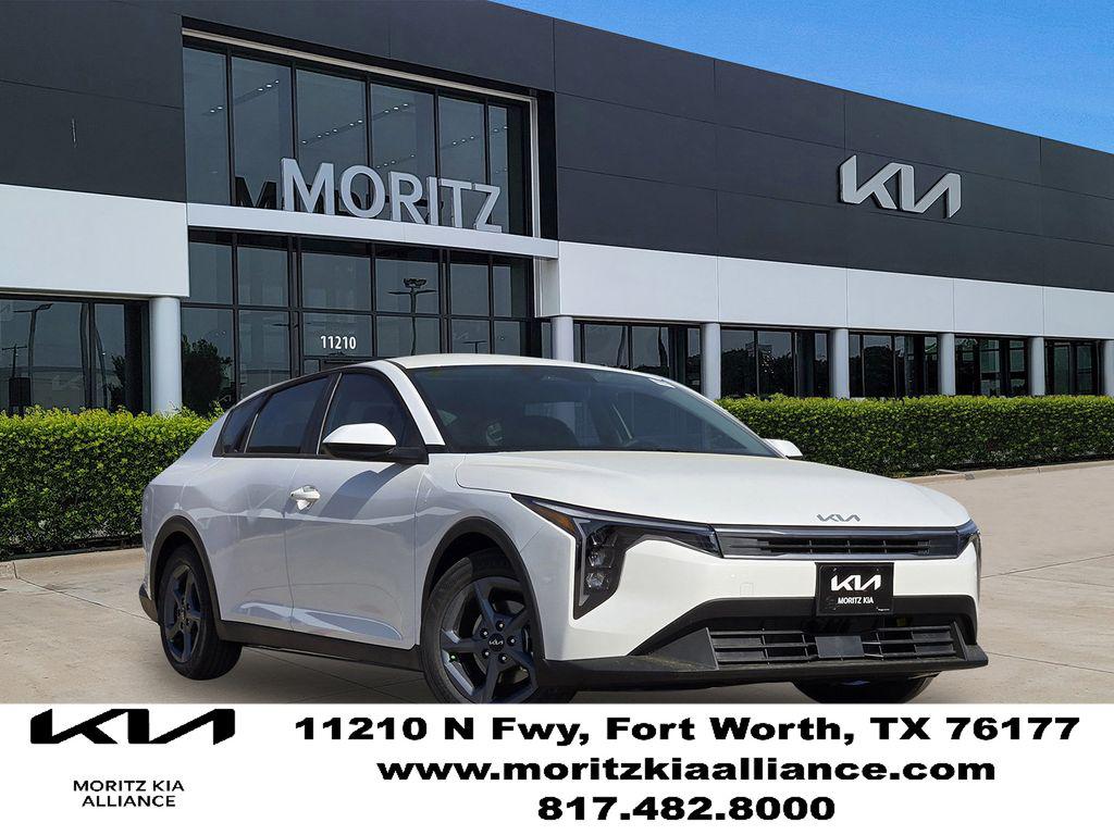 New 2026 Kia K4 LXS