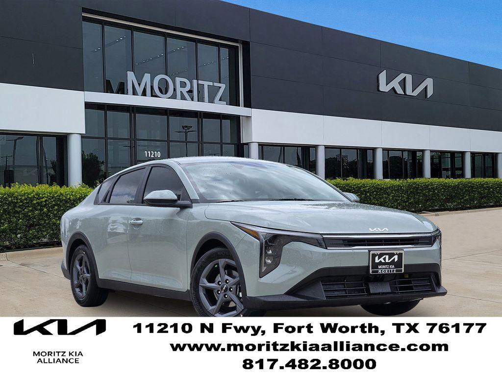 New 2026 Kia K4 LXS