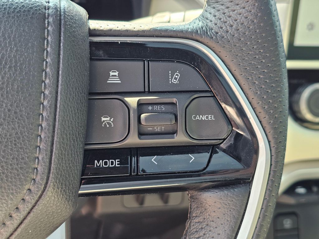 2023 Toyota SEQUOIA PLATINUM — фото 37