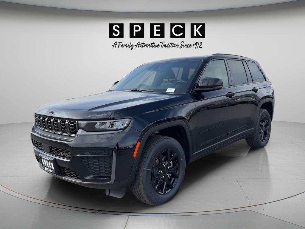 New 2026 Jeep Grand Cherokee Laredo