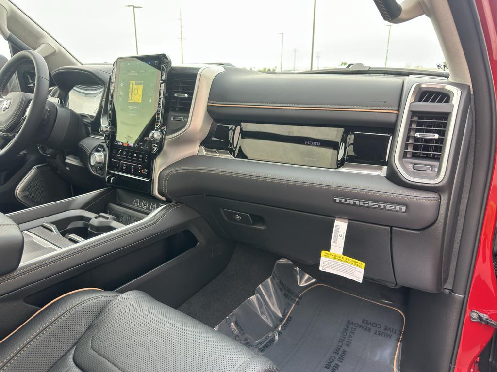 صورة مصغرة 28 لـ 2026 RAM 1500 TUNGSTEN