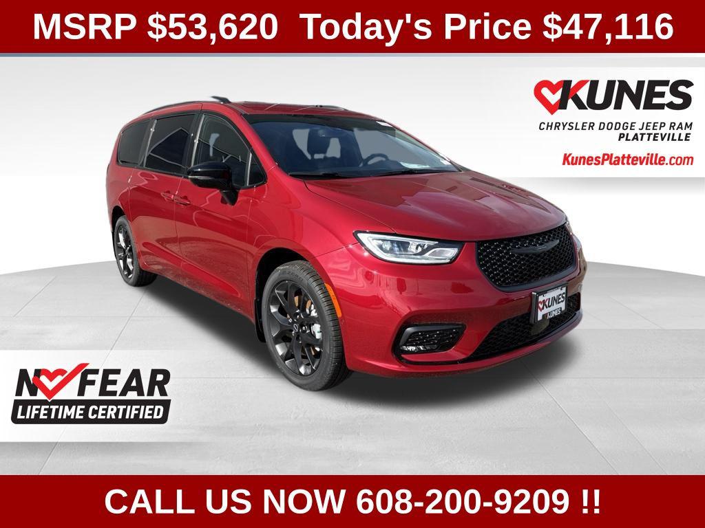 New 2026 Chrysler Pacifica L