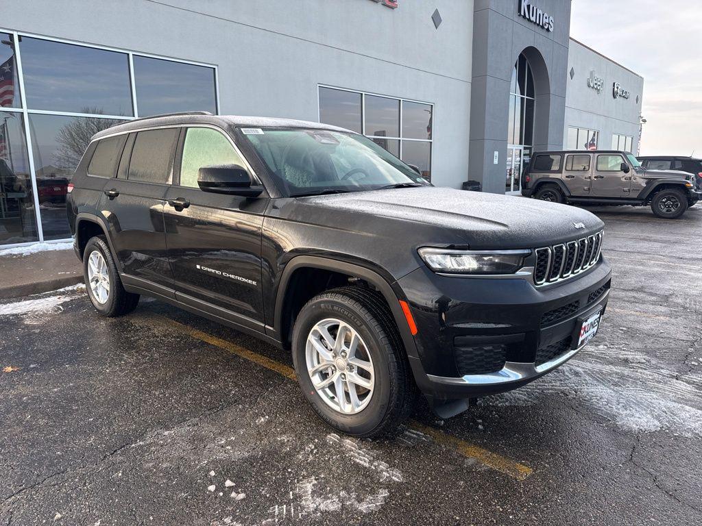 New 2025 Jeep Grand Cherokee Laredo