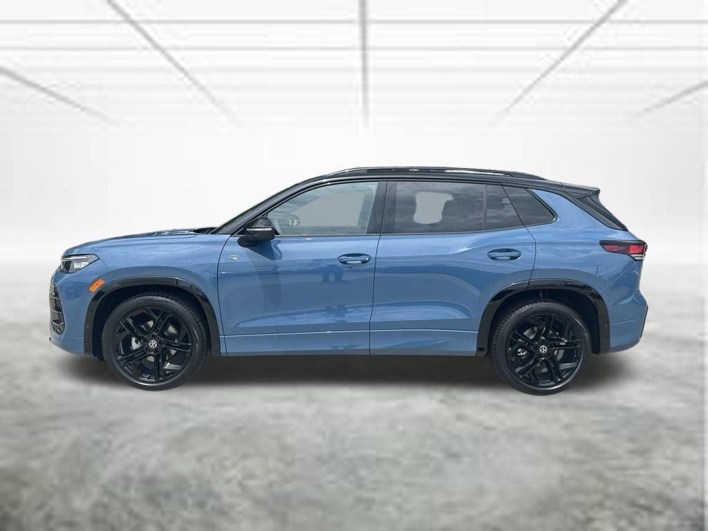 New 2026 Volkswagen Tiguan 2.0T SE R-Line Black