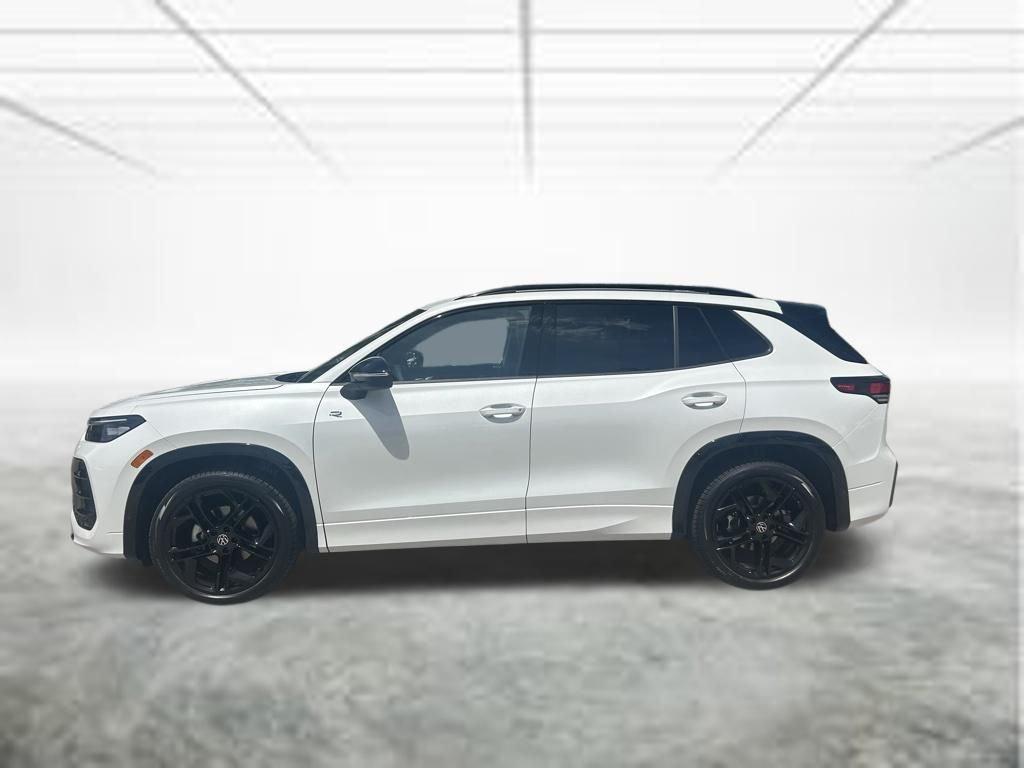 New 2026 Volkswagen Tiguan 2.0T SE R-Line Black