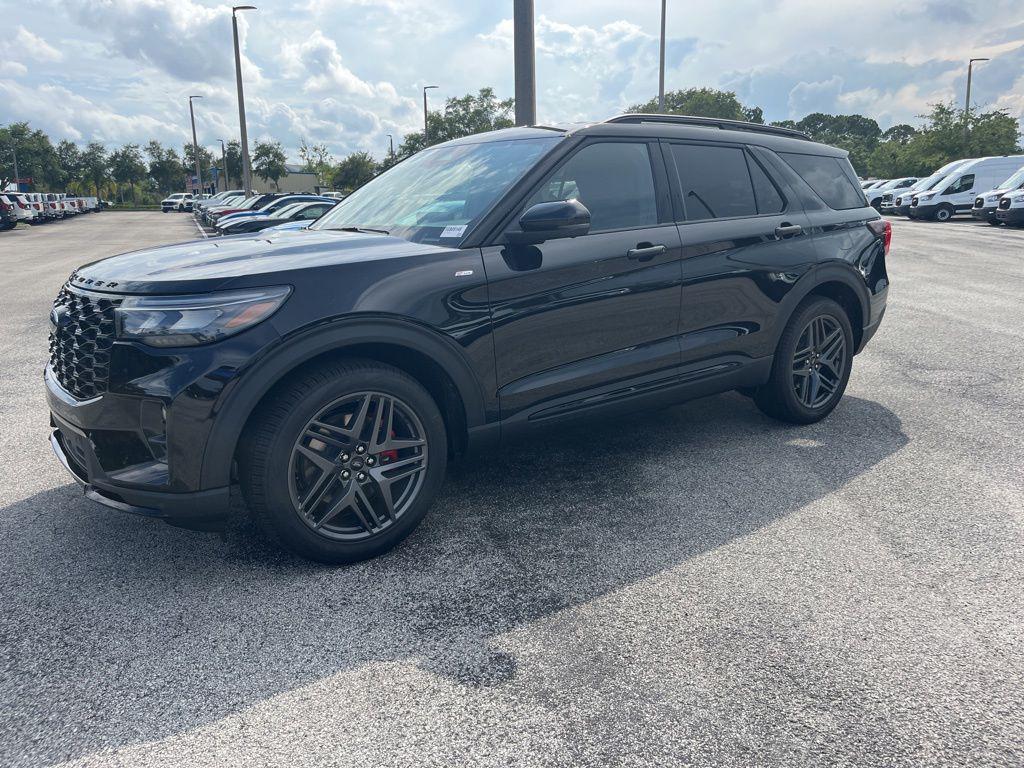 New 2026 Ford Explorer ST-Line