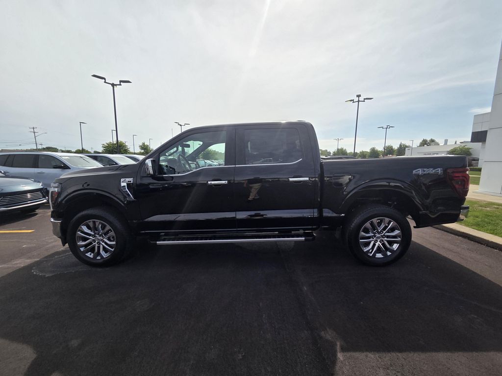 2025 FORD F-150 LARIAT 照片 4