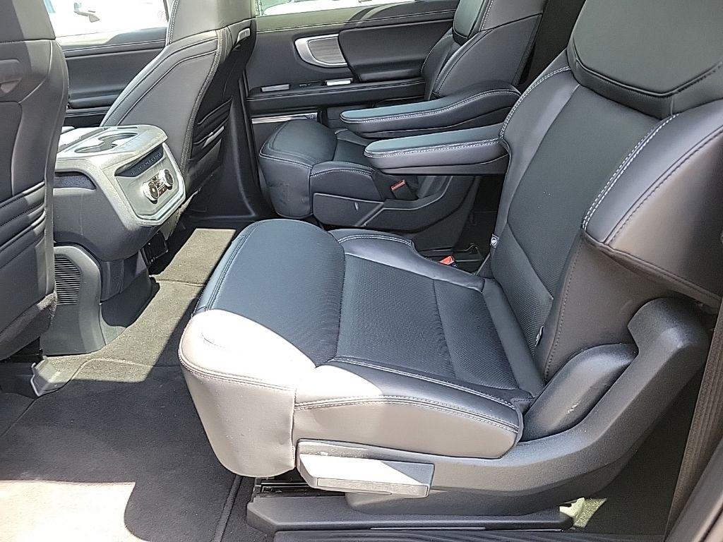 2025 FORD EXPEDITION MAX PLATINUM — миниатюра 9