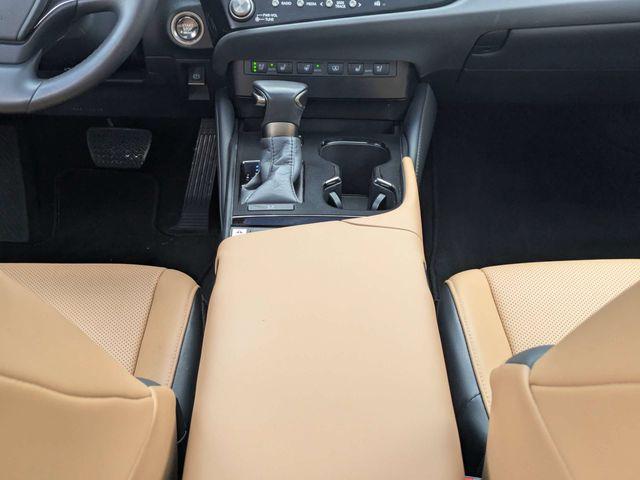 صورة مصغرة 18 لـ 2024 Lexus ES 350 350