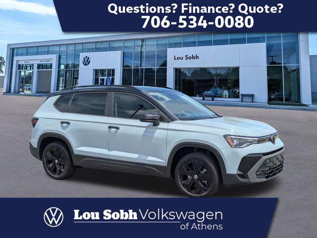 New 2026 Volkswagen Taos 1.5T SE Black