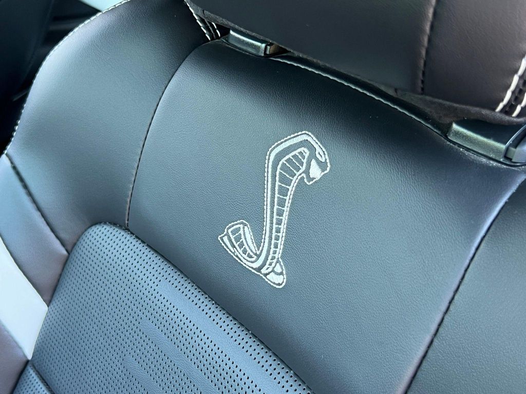 صورة مصغرة 33 لـ 2020 FORD SHELBY GT500 BASE