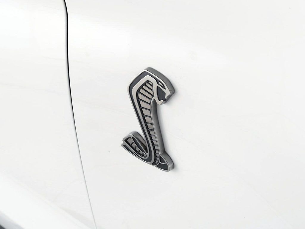 صورة مصغرة 17 لـ 2020 FORD SHELBY GT500 BASE