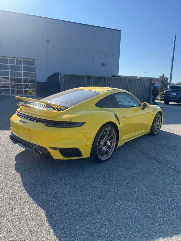صورة 5 لـ 2023 Porsche 911 TURBO S