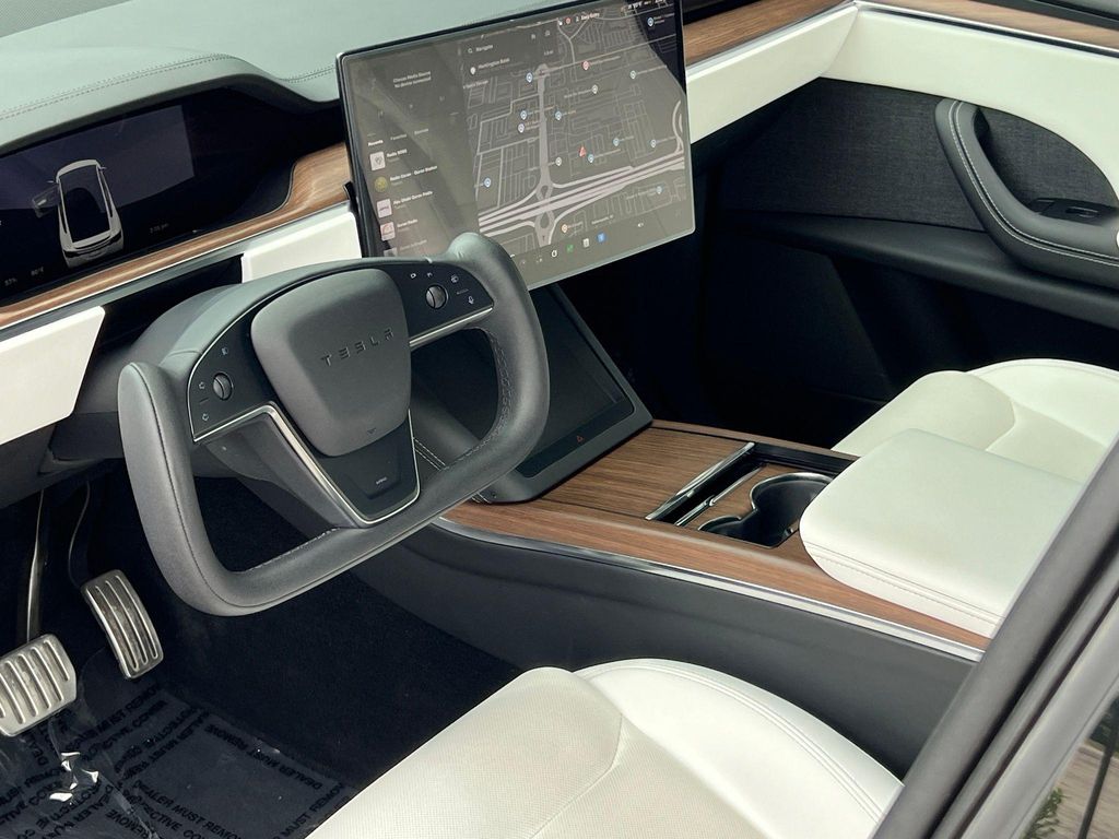 2022 Tesla MODEL X DUAL MOTOR ALL-WHEEL DRIVE — фото 2