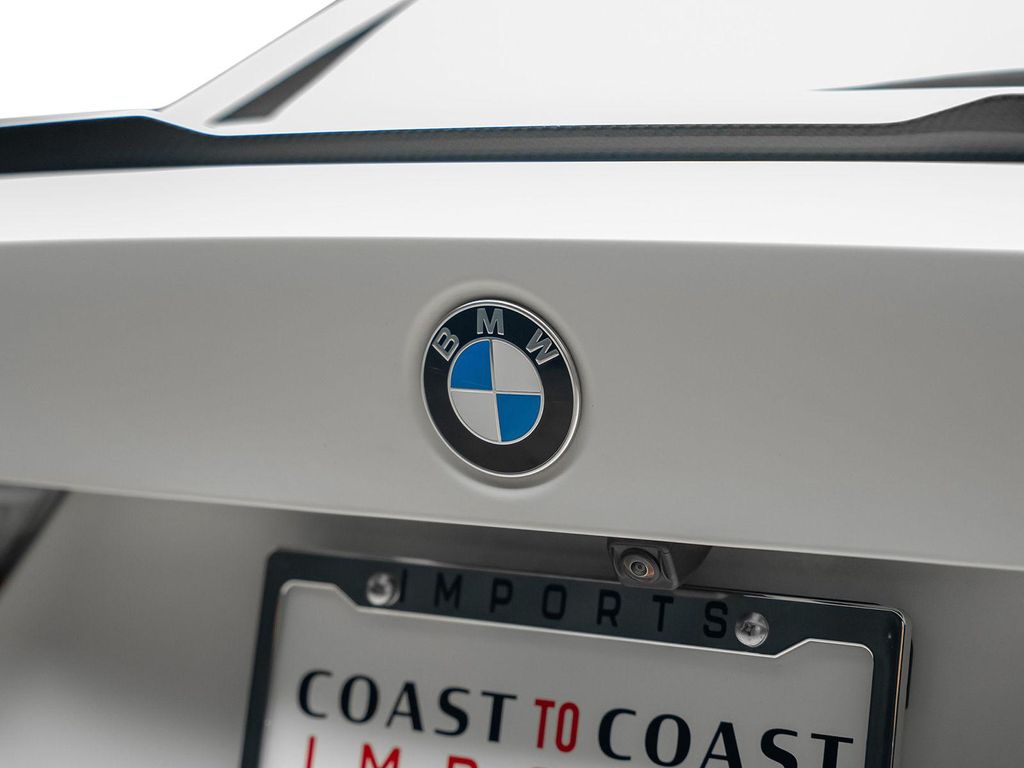 صورة مصغرة 17 لـ 2024 BMW M3 CS