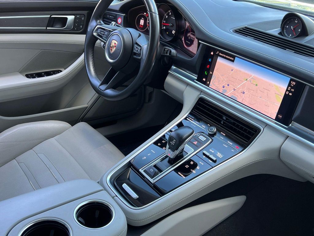 صورة مصغرة 35 لـ 2023 Porsche PANAMERA 4 PLATINUM EDITION