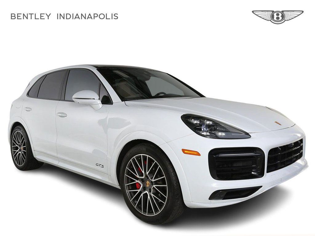 PORSCHE CAYENNE - 1