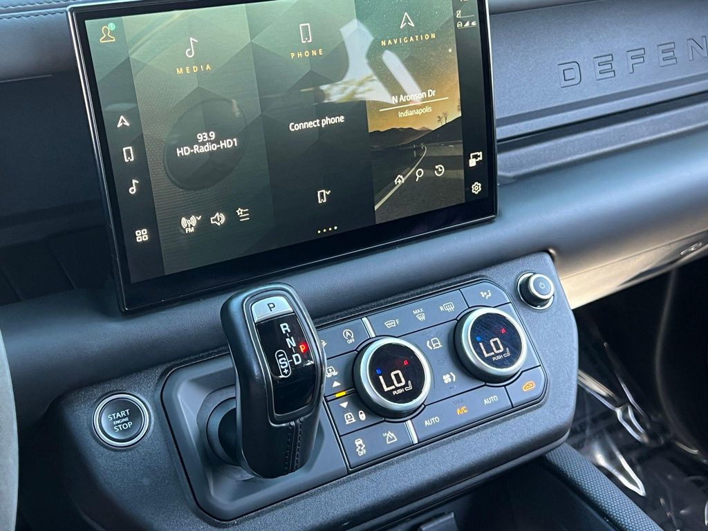 2023 LAND Rover DEFENDER 110 V8 缩略图 32