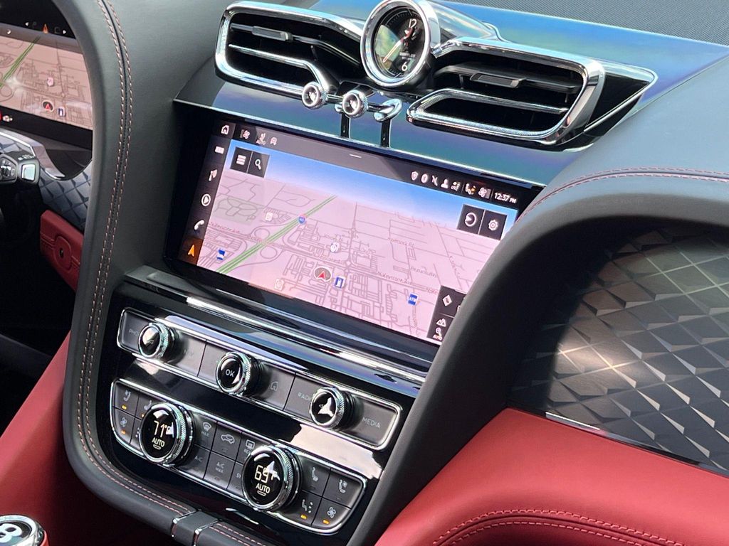 صورة مصغرة 42 لـ 2024 Bentley BENTAYGA S